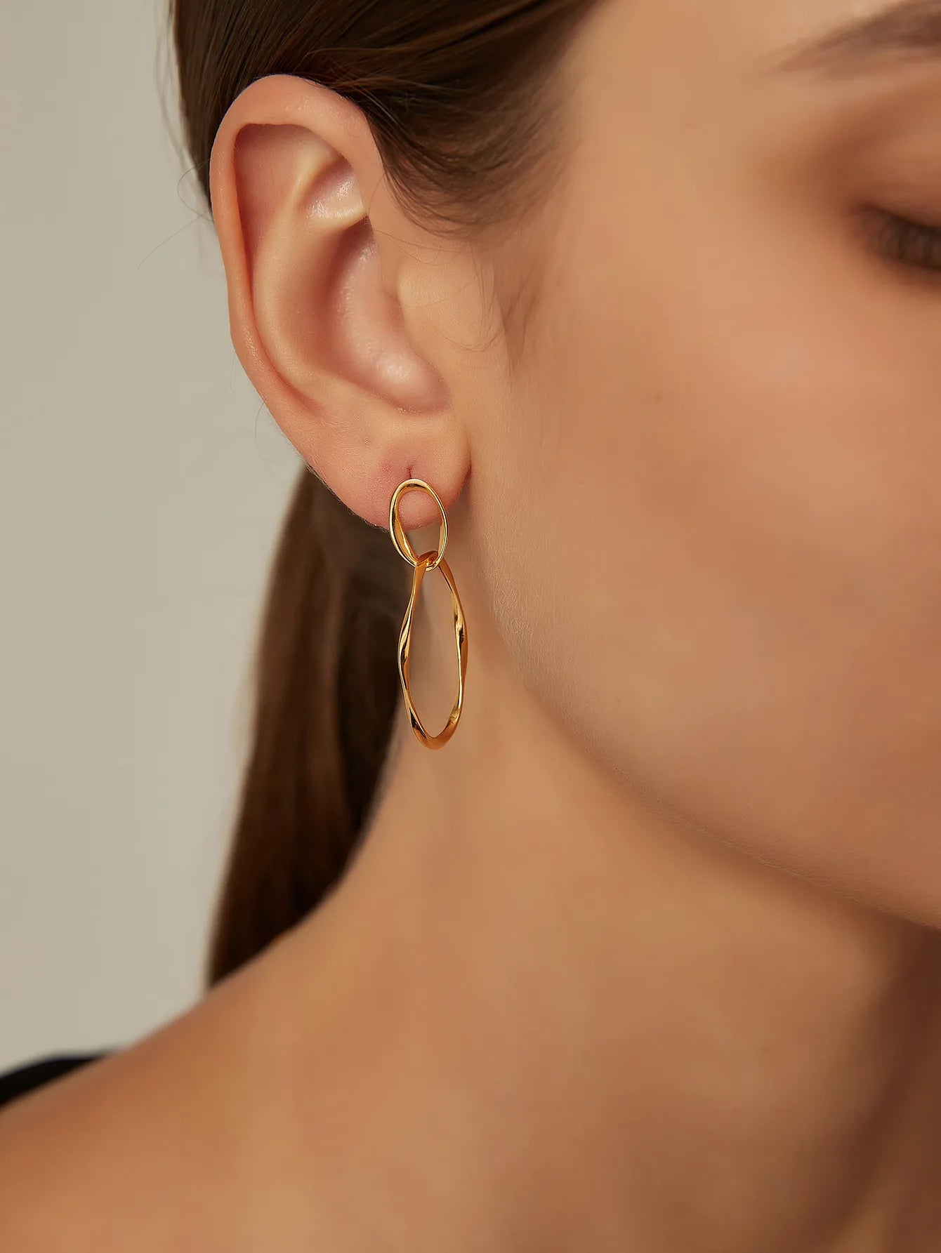 The Zephyr Earrings